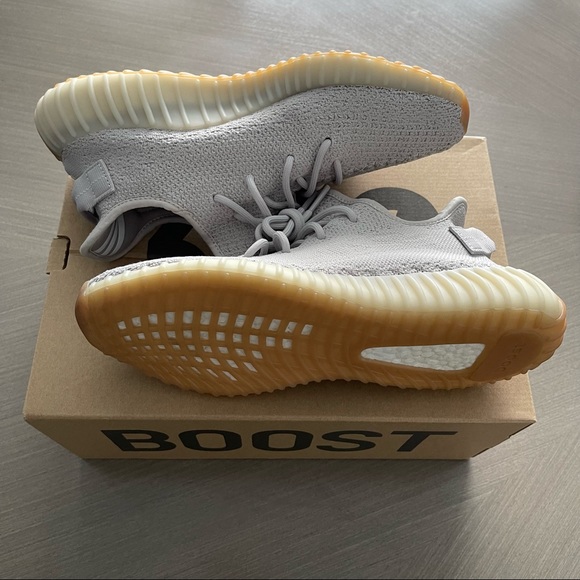 Adidas Yeezy Boost 350V2 Sesame - Picture 4 of 4